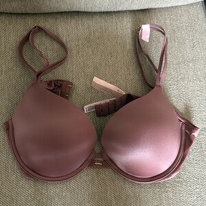 Brand new Victoria's Secret Very Sexy Smooth Push-Up Bra 36C